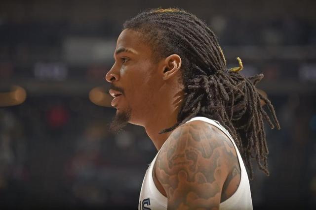 包含灰熊负尼克斯，里克-博谈赛后失利表现的词条