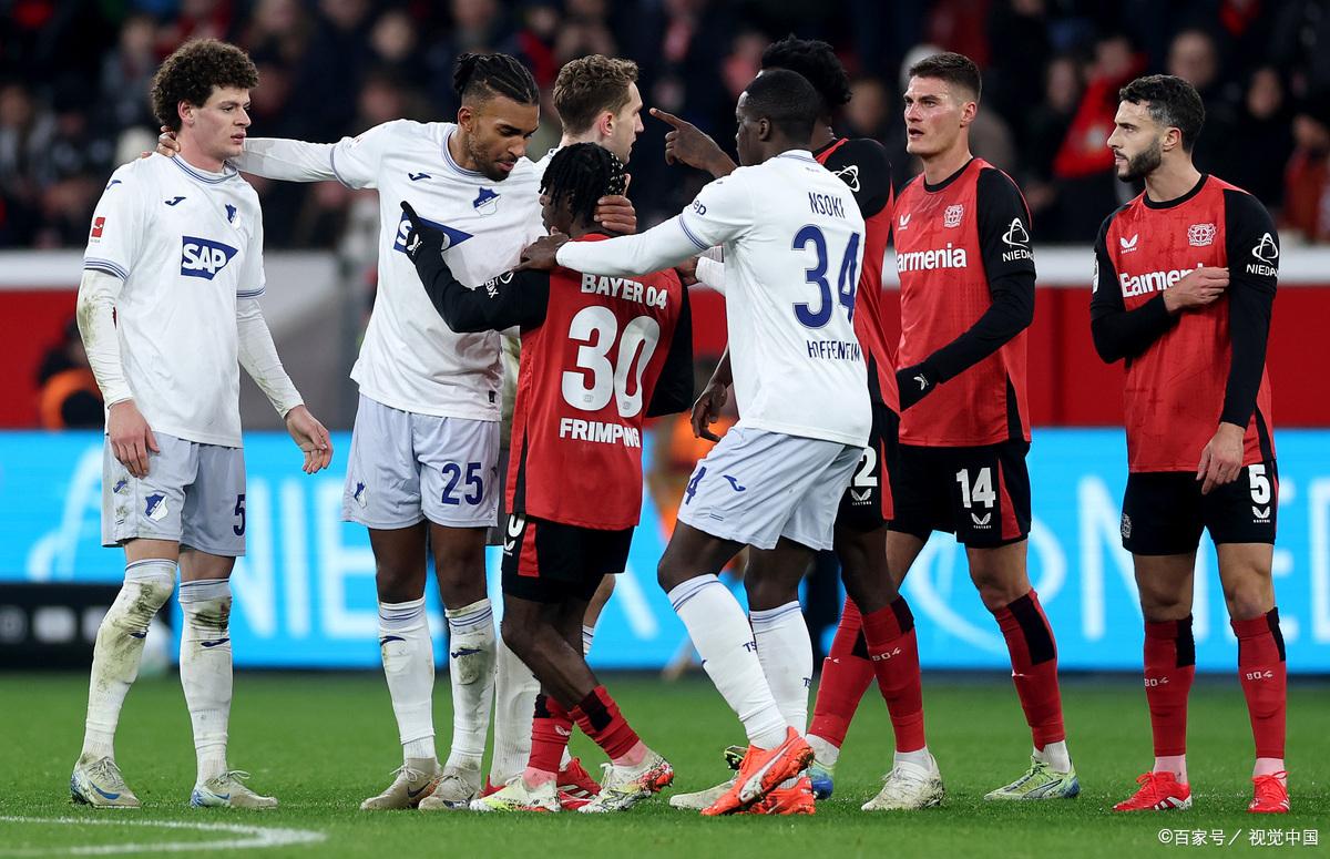 爱游戏在线-卫冕冠军迎来重要的客场比赛，面对硬仗备战的简单介绍