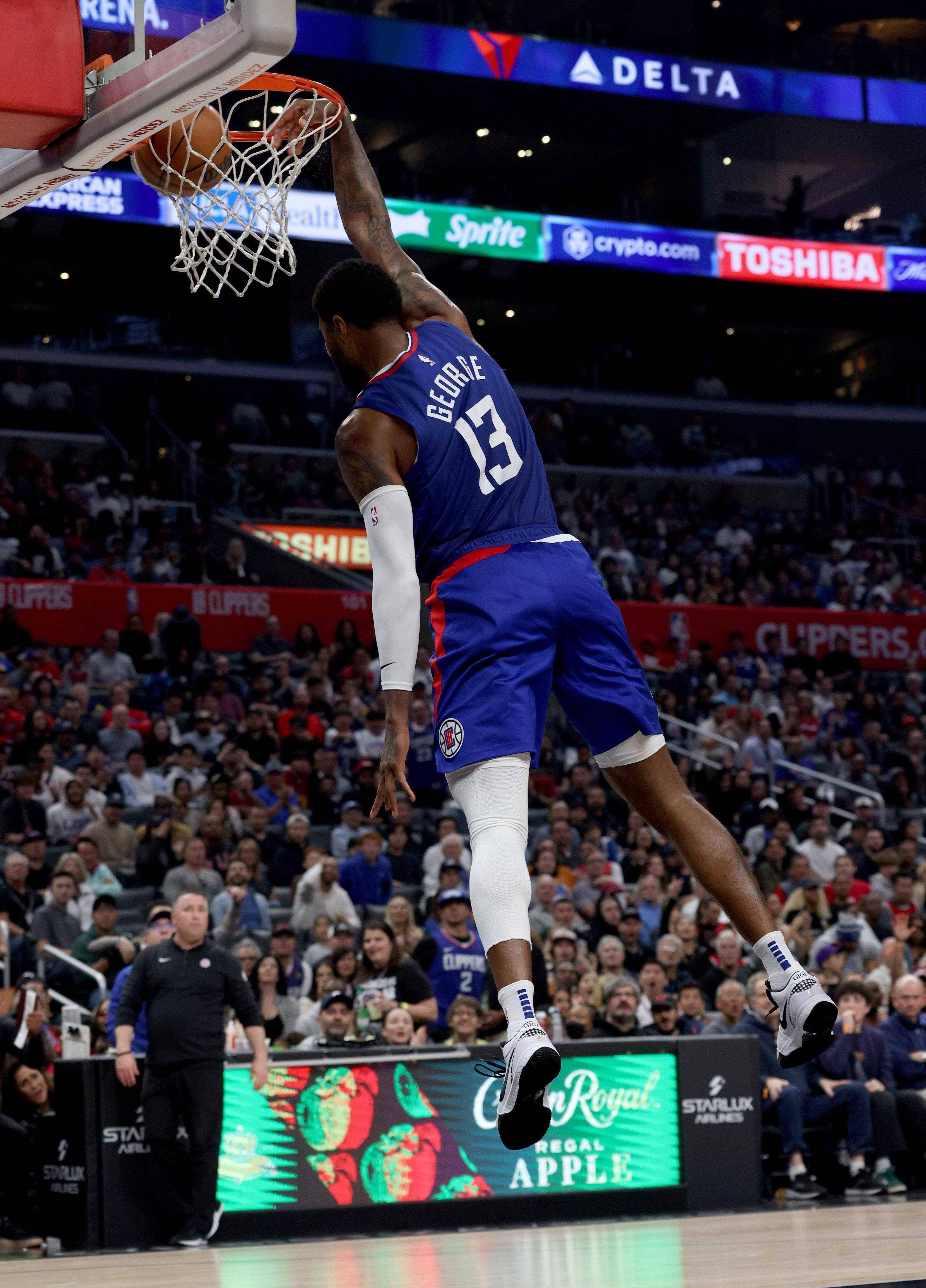 新生代球员在比赛中异军突起,成为关注焦点 新生代球员在比赛中异军突起,成为关注焦点