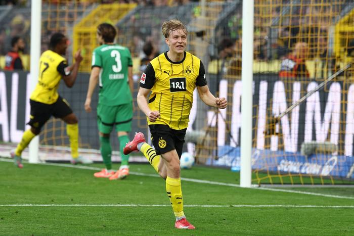 包含门兴格拉德巴赫连败，危机待解的词条