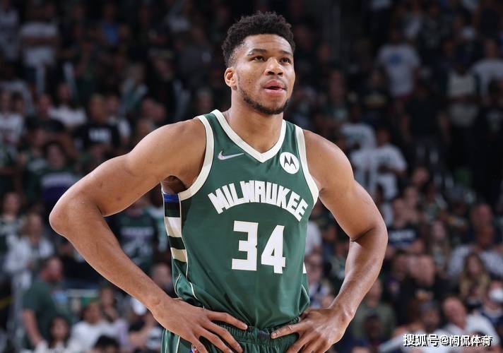 关于红衣军获胜雄鹿，尼克斯再度失利的信息