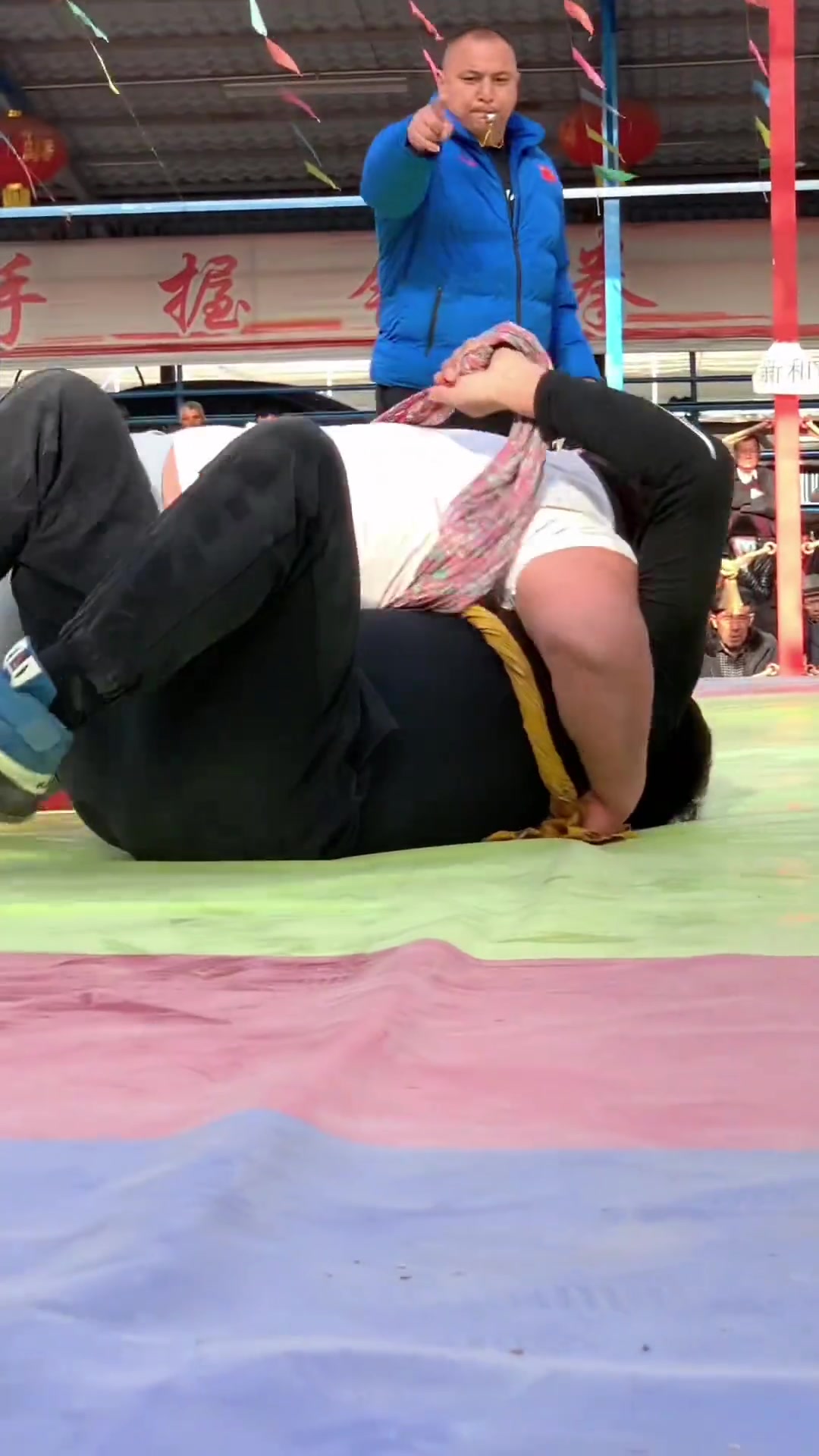 摔跤比赛结果揭晓:选手体能实力过人的简单介绍 摔跤比赛结果揭晓:选手体能实力过人的简单介绍