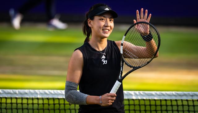 捷克跳水好手绝杀夺冠，赢得掌声