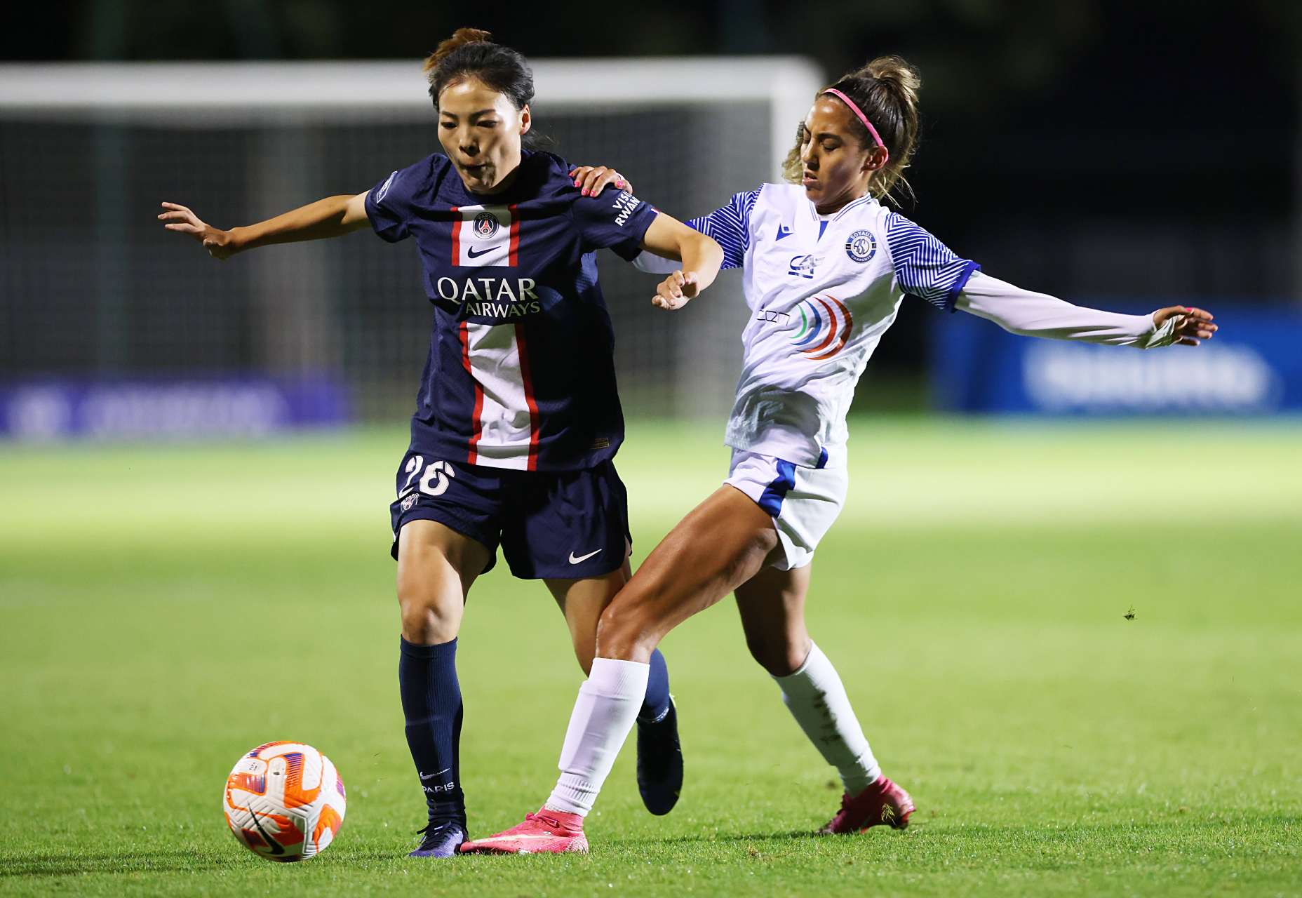 爱游戏官方入口-法国女足精英聚会，里尔队在精彩比赛中获胜