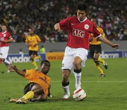 爱游戏登录-新晋射手王应战，双方展开激烈角逐！