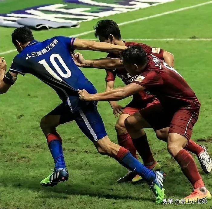 申花客场大胜恒大，取得三连胜的简单介绍