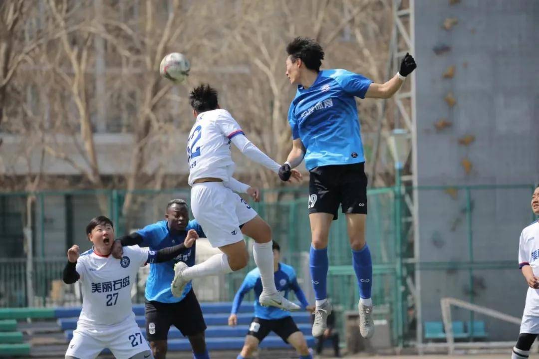 爱游戏体育官网-关于楚天足球盛事激情上演，国内顶尖球队蔚然成风的信息