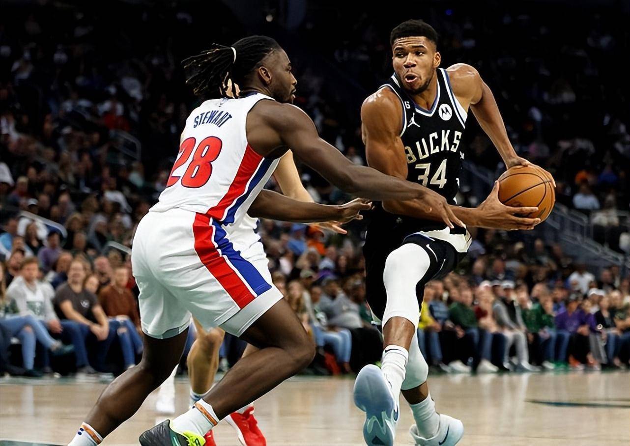 雄鹿大胜老鹰，领跑东部继续不败的简单介绍