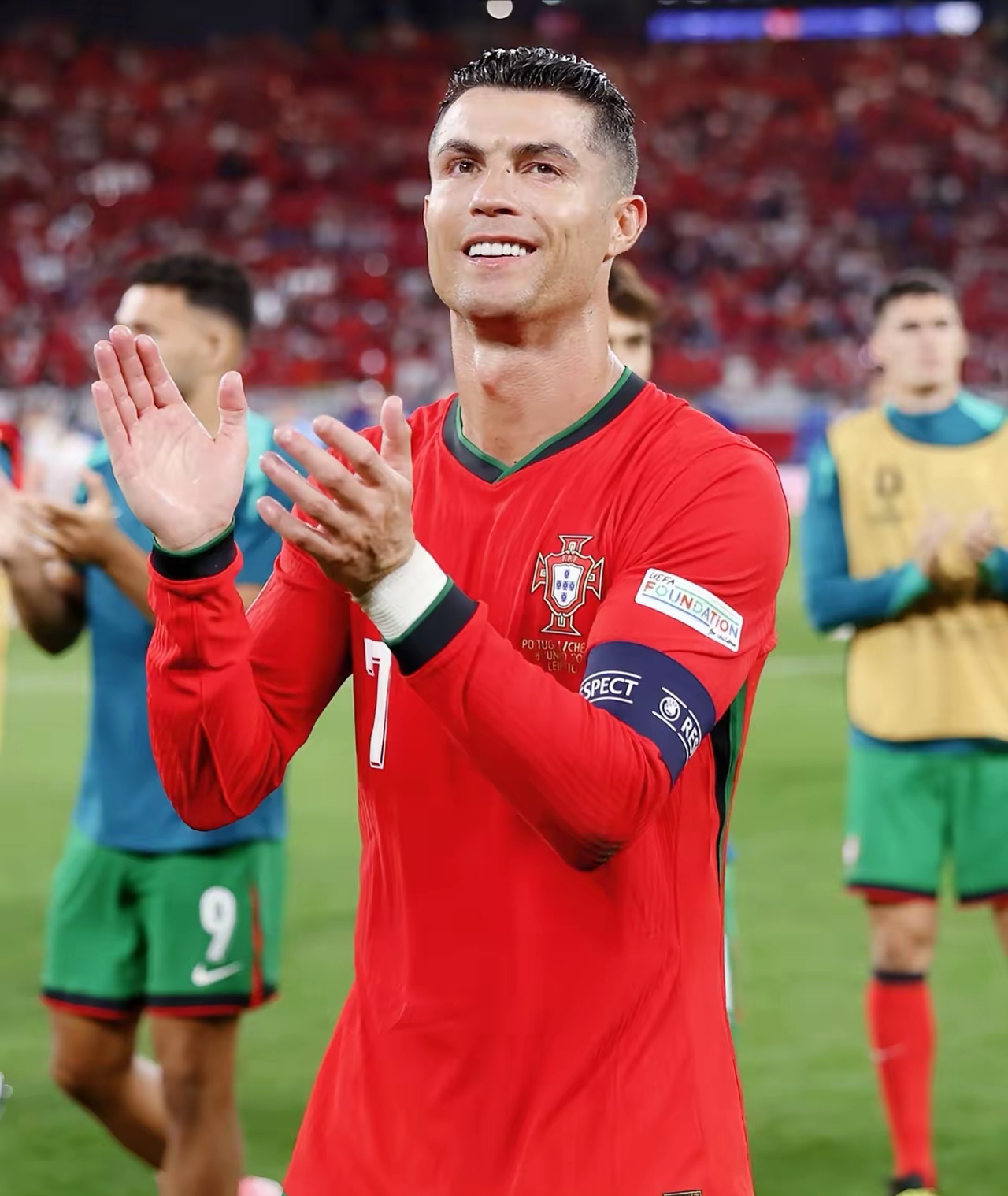 葡萄牙队在欧预赛中取得惊险胜利