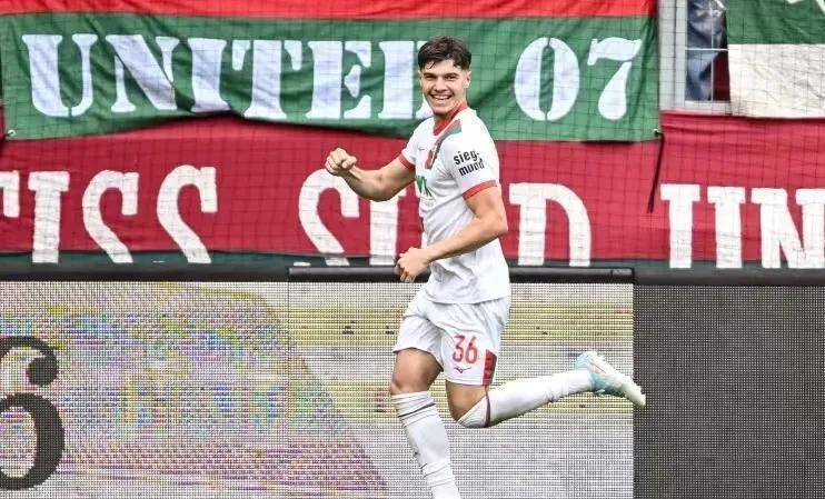 爱游戏入口-莱比锡红牛惜败汉堡，争冠形势不妙的简单介绍